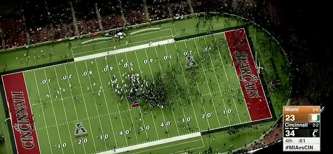Moore Leads Cincinnati Over Miami: College Football Video